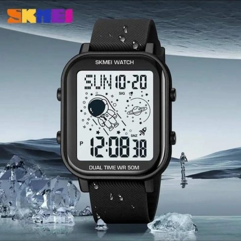 Multiple time digital analogue watch